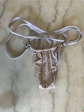 Women’s Beige Patterned String Bikini Bottom